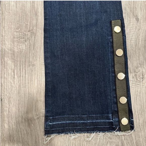 VERONICA BEARD Carolyn 10” Baby Boot Flared Cropped Jeans Size 25 - Picture 5 of 8